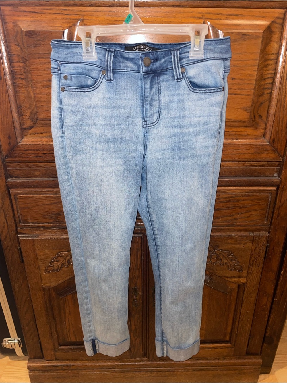 Liverpool Light Blue Women’s Cropped Ankle Jeans